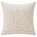 Cojín decorativo cuadrado 45 x 45 cm de tejido crema con bordado de cordón